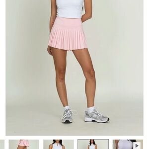 Chic Pink Pleated Mini Skirt